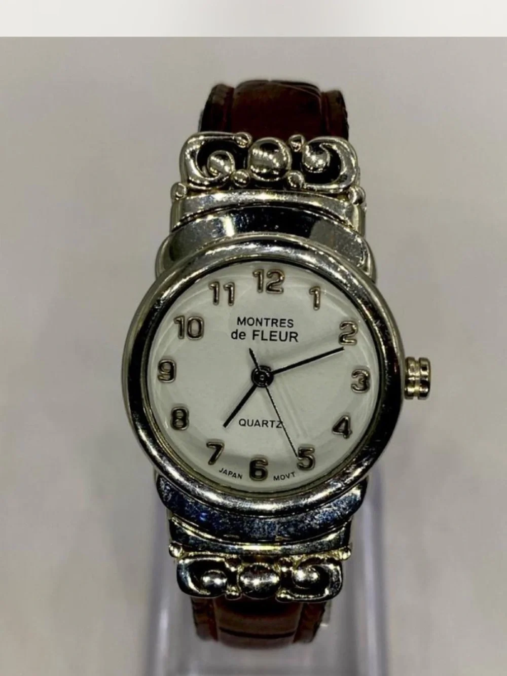Designer ***  Silver Case * Tan  Leather Strap Quartz Watch ^^^